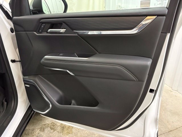 Used 2024 GMC Acadia Elevation w/ LPO, Floor Liner Package FWD image 31