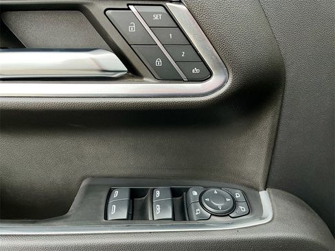 Used 2024 Chevrolet Silverado 1500 LTZ w/ LTZ Convenience Package II image 18