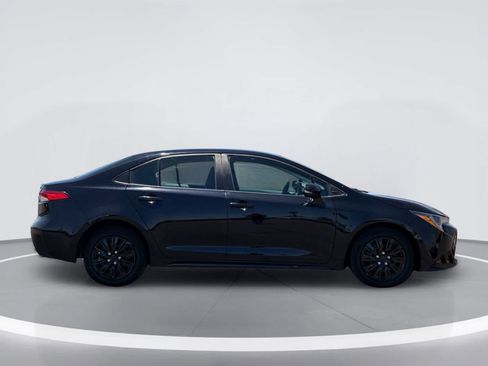 Used 2024 Toyota Corolla LE FWD image 7