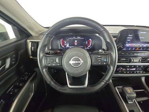 Certified 2023 Nissan Pathfinder Platinum image 12