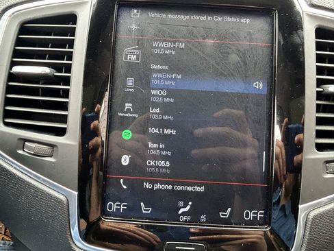 Used 2018 Volvo XC90 T5 Momentum AWD/4WD image 25