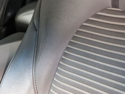 Used 2019 Toyota Camry SE FWD image 24