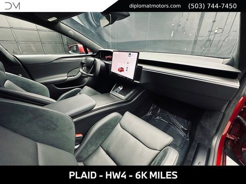 Used 2024 Tesla Model S Plaid AWD/4WD image 18