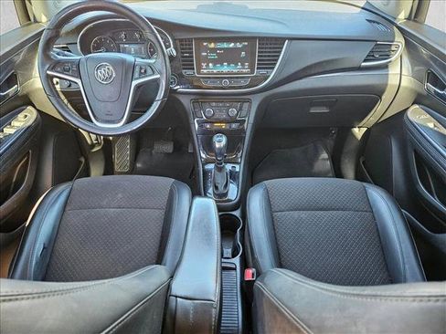 Used 2020 Buick Encore Preferred image 18