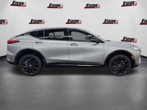 Used 2024 Buick Envista Sport Touring w/ Convenience I Package image 4