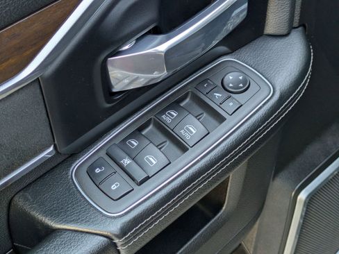 Used 2022 RAM 2500 Laramie image 11