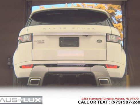 Used 2018 Land Rover Range Rover Evoque Autobiography image 8