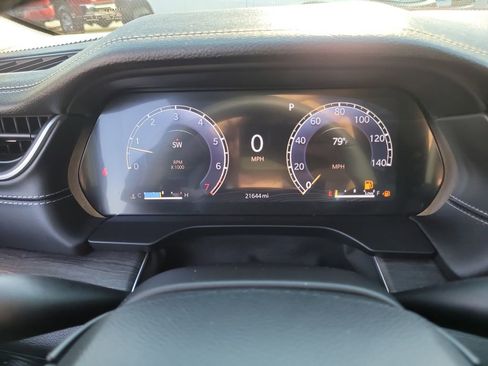 Used 2024 Jeep Grand Cherokee Limited w/ Black Appearance Package image 31