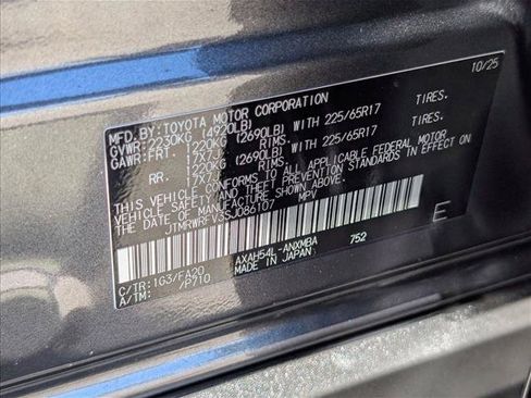 Certified 2025 Toyota RAV4 XLE w/ Convenience Package AWD/4WD image 24