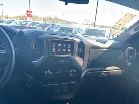 Used 2024 Chevrolet Silverado 1500 Custom Trail Boss image 18