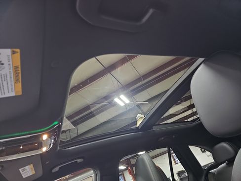 New 2026 Mercedes-Benz GLC 300 image 31