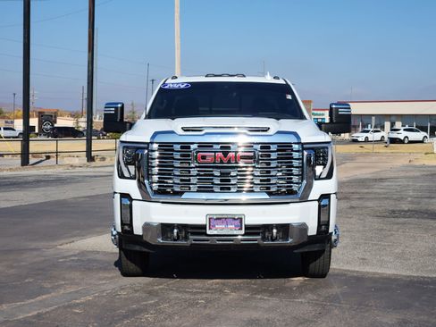 Used 2024 GMC Sierra 3500 Denali w/ Denali Reserve Package image 6