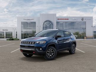 New 2026 Jeep Compass Trailhawk w/ Trailer Tow Group AWD/4WD video 1