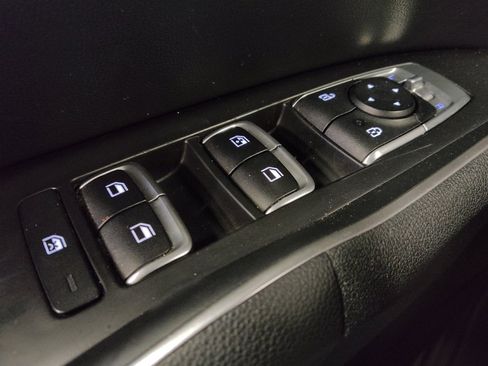 Used 2022 Kia Sorento LX AWD/4WD image 27