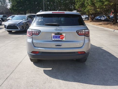 Used 2018 Jeep Compass Latitude w/ Popular Equipment Group image 21