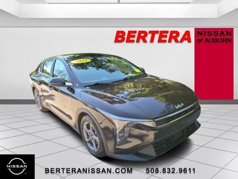 Used 2025 Kia K4 FWD image 4