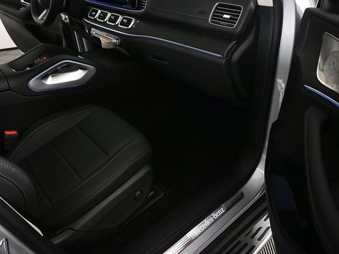 New 2026 Mercedes-Benz GLS 450 4MATIC image 23