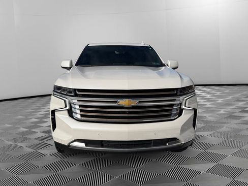 Used 2023 Chevrolet Suburban High Country image 2