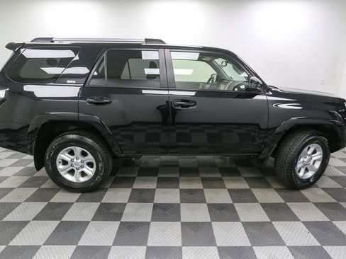 Used 2024 Toyota 4Runner SR5 image 7