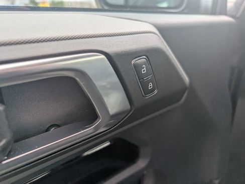 Used 2024 Ford Bronco Black Diamond image 13