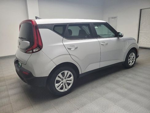 Used 2020 Kia Soul LX FWD image 10
