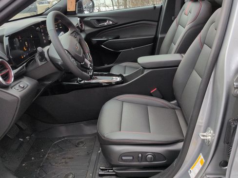 New 2026 Chevrolet Trax RS w/ Sunroof Package image 80