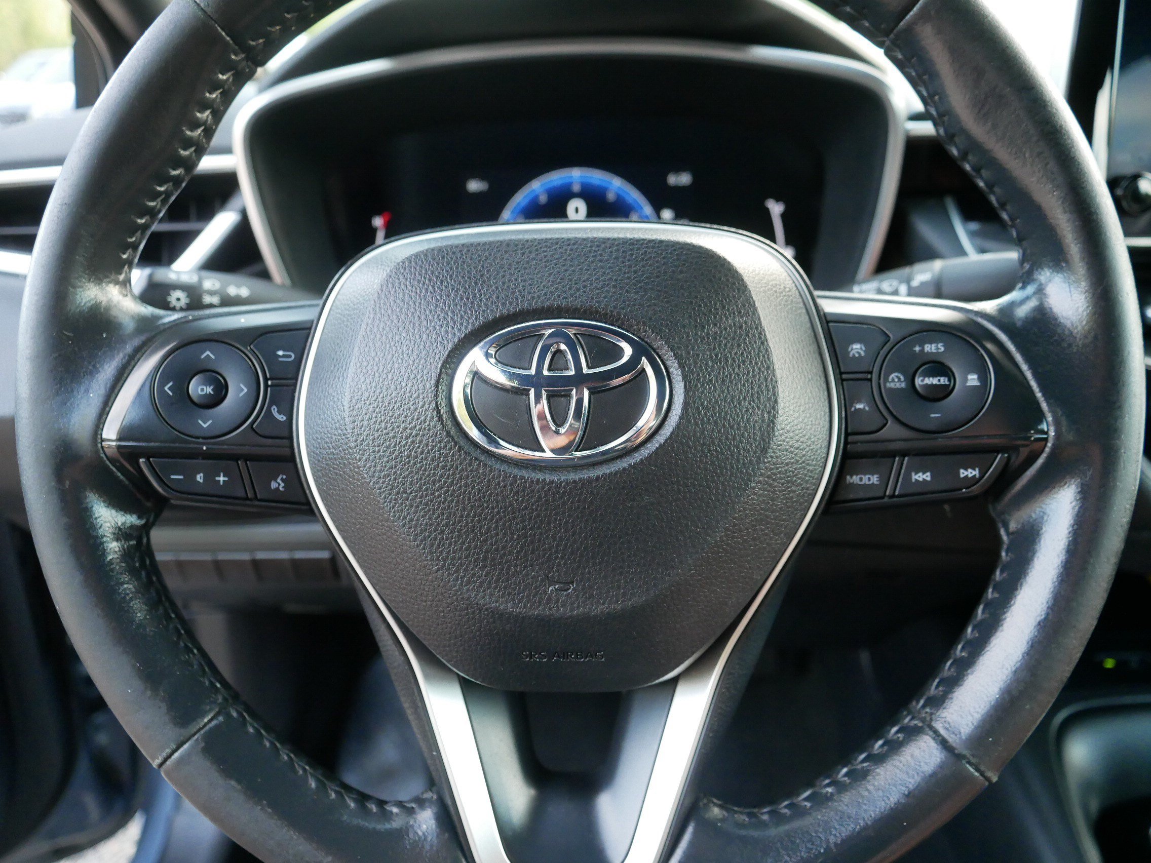 Used 2023 Toyota Corolla XSE w/ Carpet Mat Package (TMS) FWD image 25