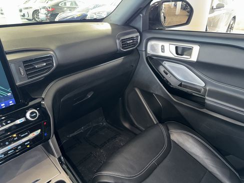 Used 2022 Ford Explorer ST w/ Equipment Group 401A image 31