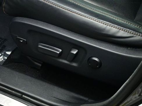 Used 2018 Toyota Highlander Limited image 53