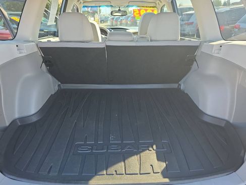 Used 2012 Subaru Forester 2.5X Premium AWD/4WD image 12