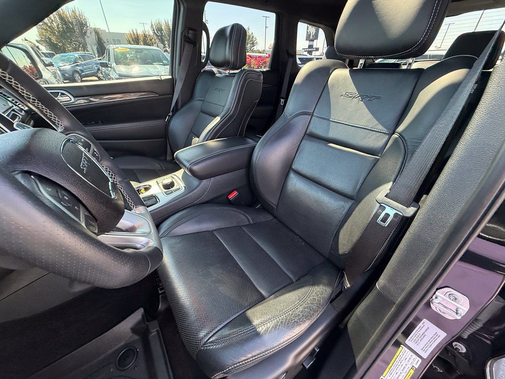 Used 2016 Jeep Grand Cherokee SRT AWD/4WD image 16
