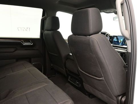 Used 2024 Chevrolet Silverado 2500 LT image 16