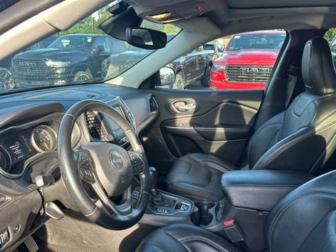Used 2020 Jeep Cherokee Latitude Lux w/ Comfort/Convenience Group AWD/4WD image 10