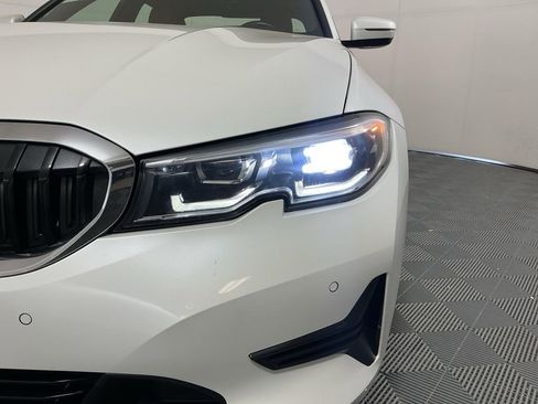 Certified 2022 BMW 330i Sedan image 8