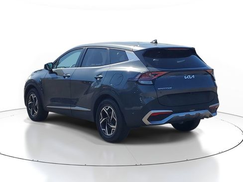 Used 2024 Kia Sportage LX FWD image 3