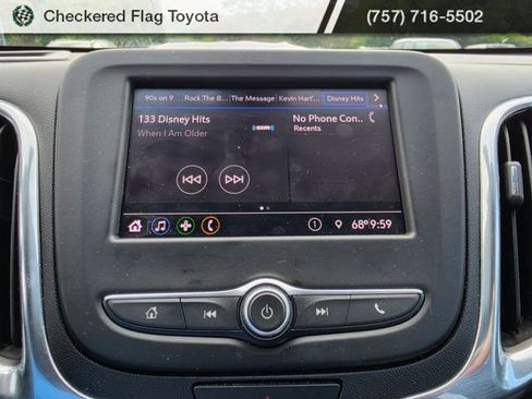 Used 2020 Chevrolet Equinox LT FWD image 17