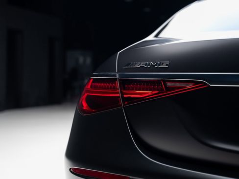 Used 2024 Mercedes-Benz S 63 AMG S image 30