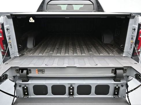 New 2026 Chevrolet Silverado EV LT AWD/4WD image 15