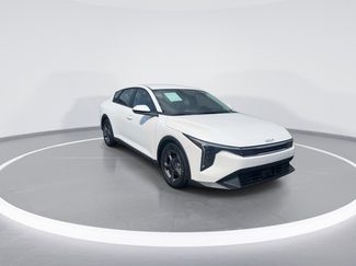 Used 2025 Kia K4 LXS FWD video 2