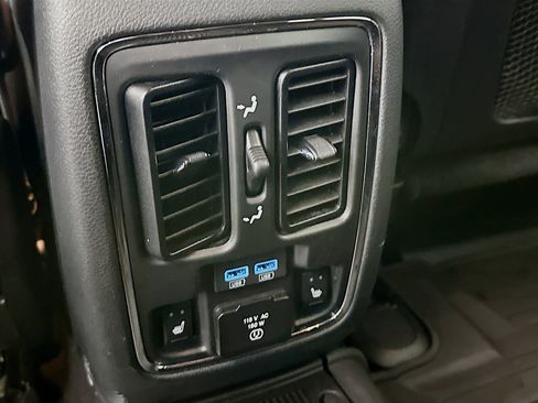 Used 2020 Jeep Grand Cherokee Trailhawk w/ Trailhawk Luxury Group image 29