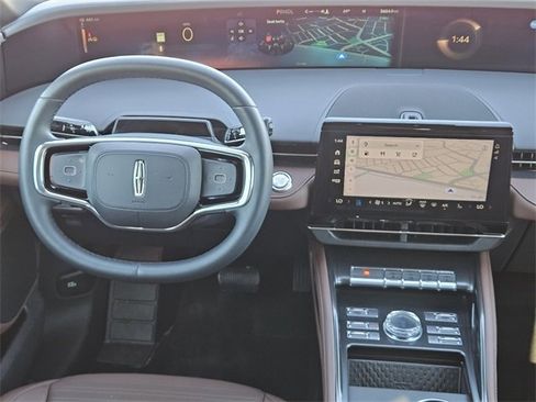 New 2026 Lincoln Nautilus Reserve w/ Jet Appearance Package image 25