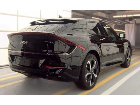 Used 2024 Kia EV6 GT-Line AWD/4WD image 3