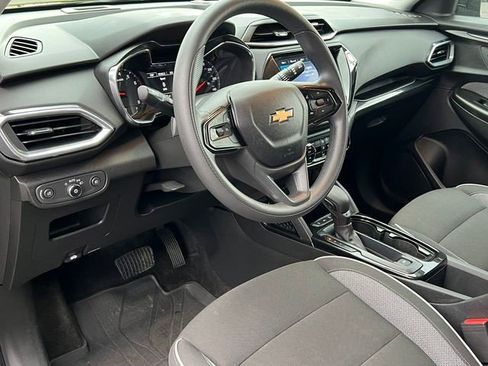 Certified 2023 Chevrolet TrailBlazer LT w/ Convenience Package image 19