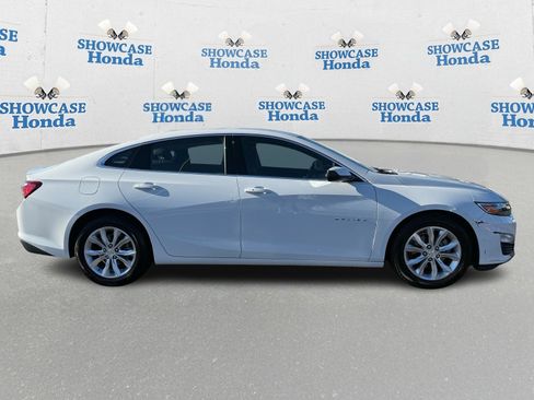 Used 2022 Chevrolet Malibu LT image 9