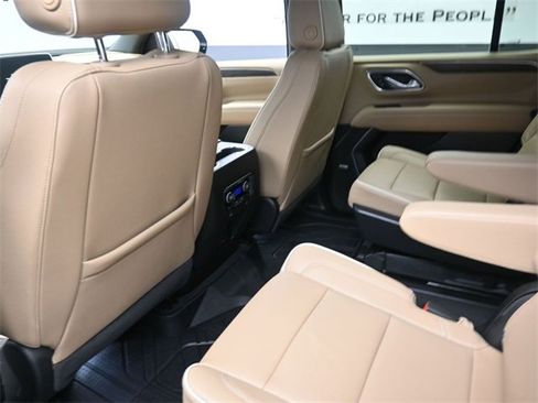 Used 2024 Chevrolet Tahoe Premier image 25