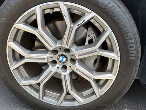 Used 2025 BMW X7 xDrive40i AWD/4WD image 10