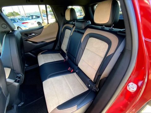 Certified 2026 Chevrolet Equinox ACTIV w/ LPO, Floor Liner Package FWD image 38