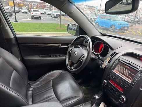 Used 2012 Kia Sorento SX w/ SX Premium Pkg image 14