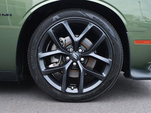 Used 2022 Dodge Challenger R/T w/ Blacktop Package RWD image 5