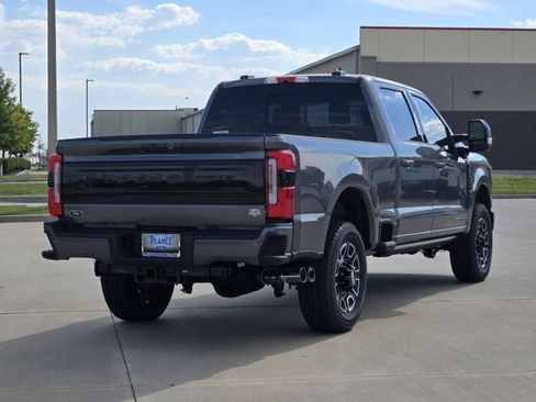 New 2026 Ford F250 Platinum AWD/4WD image 3
